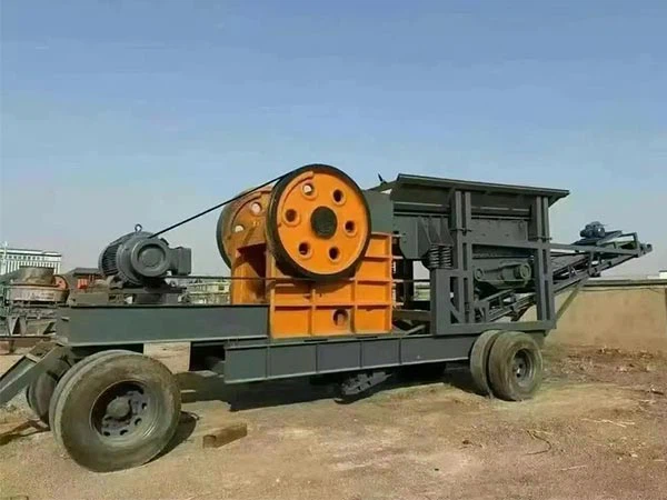Small mobile stone crusher Small mobile stone crusher